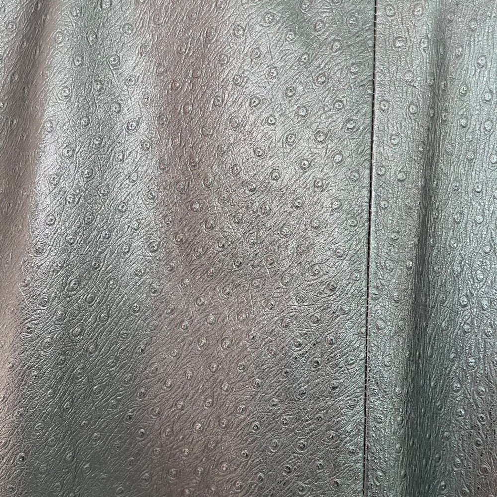 Womens A Line Skirt Size Large Black Vegan Leather Ostrich Embossed Side Slits - Picture 16 of 16